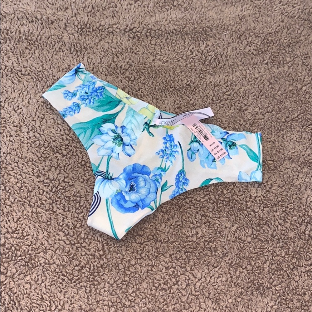 VS no-show thong XS